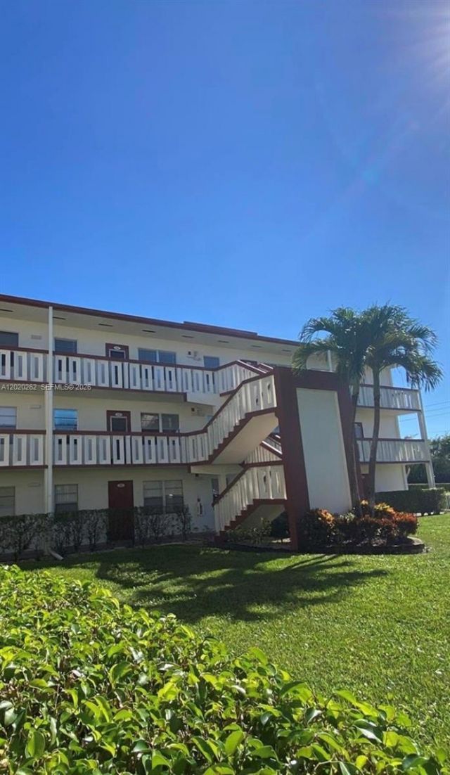 335 Brighton H , Unit 335, Boca Raton, FL 33434 Photo