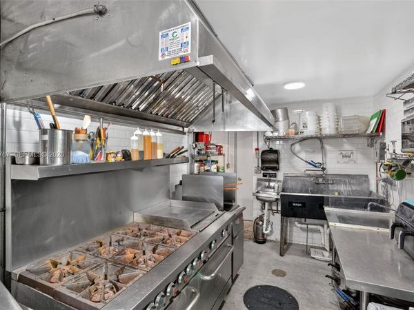 Turnkey Outdoor Beer Garden & Culinary Venue, Miami, FL 33138