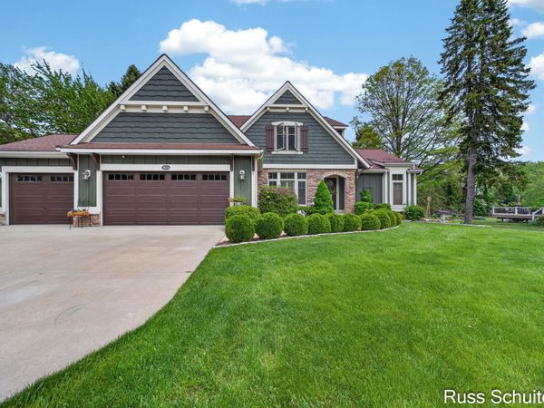 3924 Harbor Breeze Drive, Muskegon, MI 49441