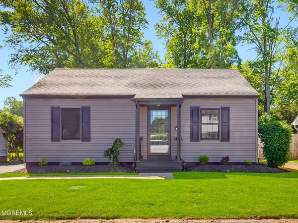 10 Crystal Avenue, New Egypt, NJ 08533