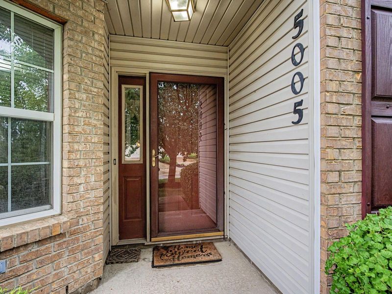 5005 Twin Lakes Circle, Englewood, OH 45322 Photo 5