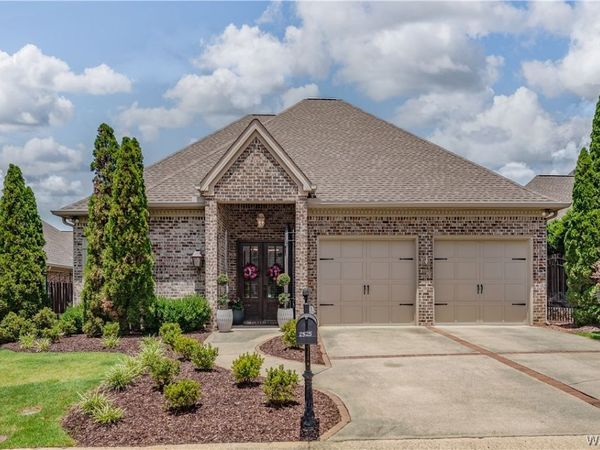 2525 Mclean Circle, Tuscaloosa, AL 35406
