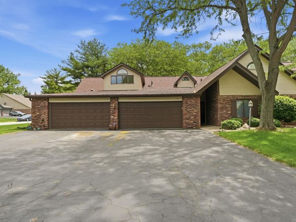 2023 Dorchester Lane , Unit 1, Schererville, IN 46375