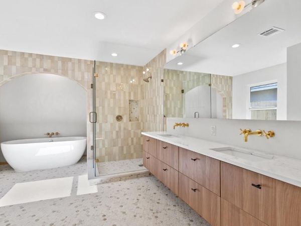 1520 Villanova DR, Austin, TX 78757