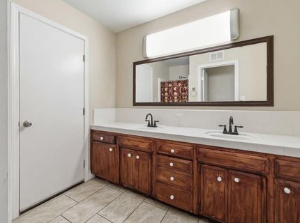 1214 E Mesa Ave, Fresno, CA 93710 Photo