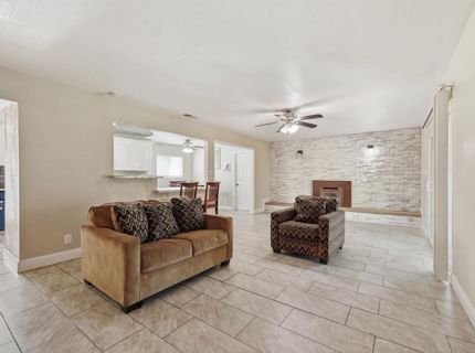 1214 E Mesa Ave, Fresno, CA 93710 Photo