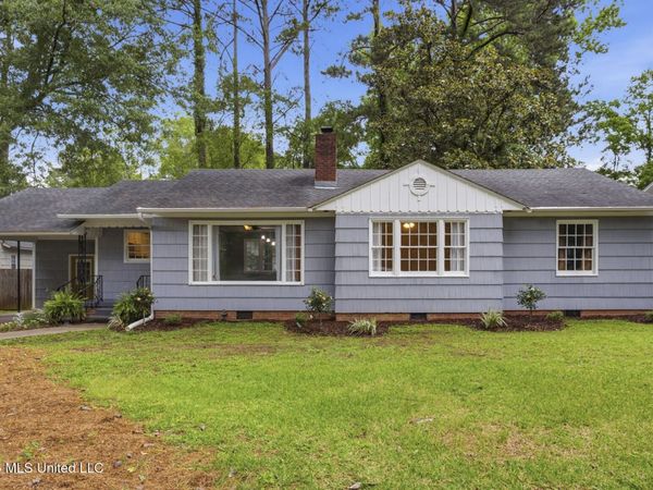 1010 Cedar Hill Drive, Jackson, MS 39206