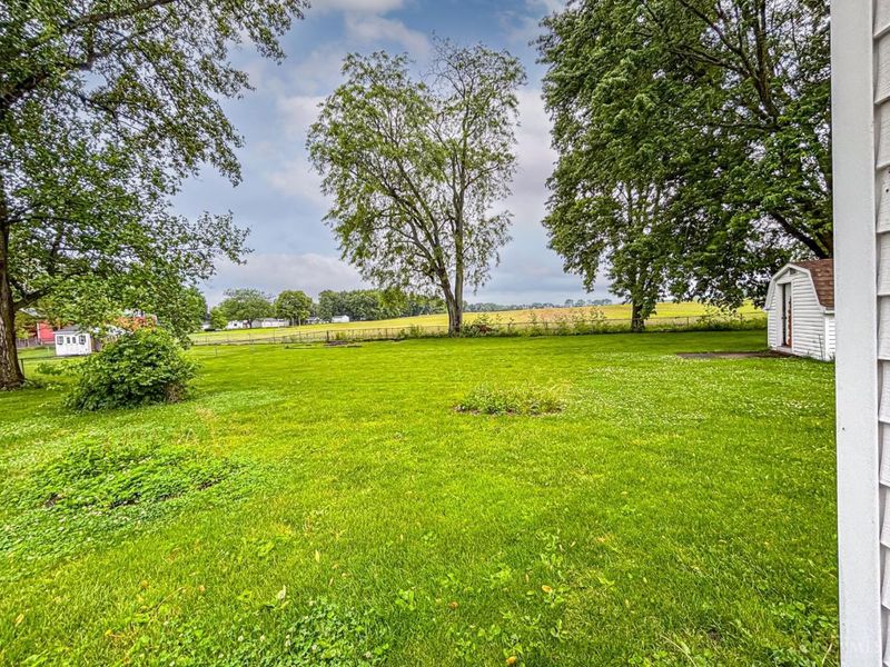 250 Sunnybrook Trail, Enon, OH 45323 Photo 24