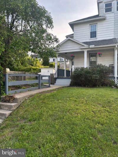 121 E CUMBERLAND ROAD, ENOLA, PA 17025