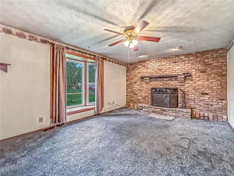 250 Sunnybrook Trail, Enon Vlg, OH 45323 Photo 7