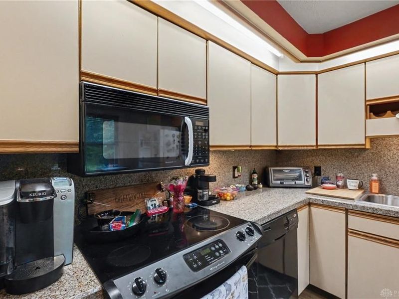 125 Boyce Road, Centerville, OH 45458 Photo 10