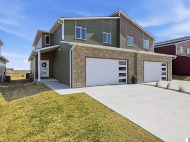 340 N 105th Street , Lincoln, NE 68527