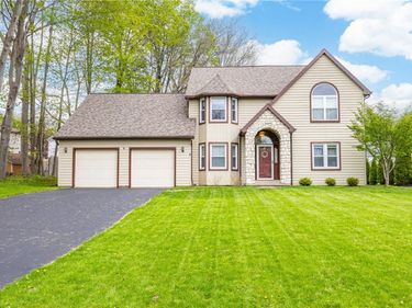 4 Kerry Hill, Fairport, NY 14450