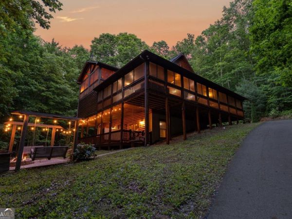 220 Solar Drive, Blue Ridge, GA 30513