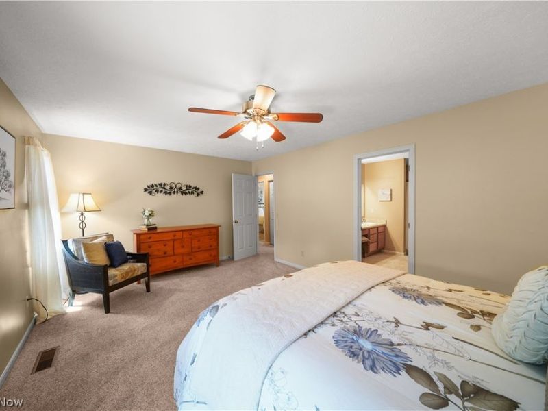 1025 Frost Road , Streetsboro, OH 44241 Photo 18