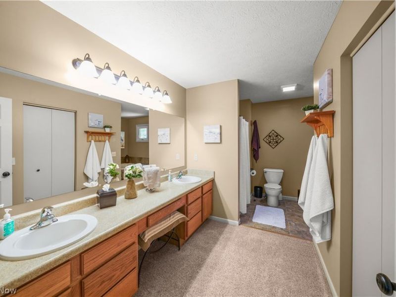 1025 Frost Road , Streetsboro, OH 44241 Photo 19
