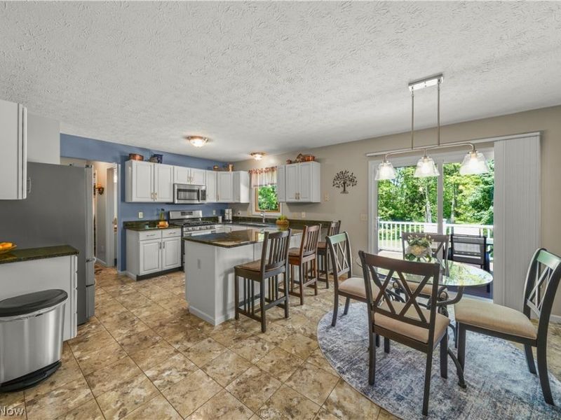 1025 Frost Road , Streetsboro, OH 44241 Photo 6