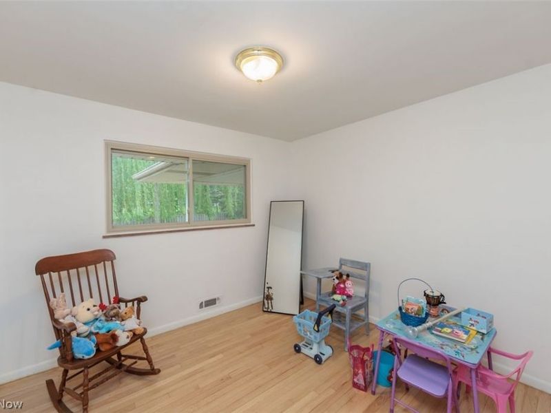 13239 Cherokee Trail , Middleburg Heights, OH 44130 Photo 17