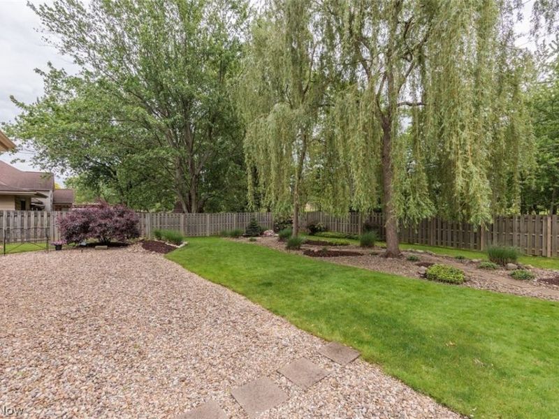 13239 Cherokee Trail , Middleburg Heights, OH 44130 Photo 27