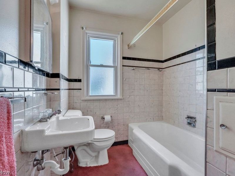 13708 Woodward Boulevard, Garfield Heights, OH 44125 Photo 14