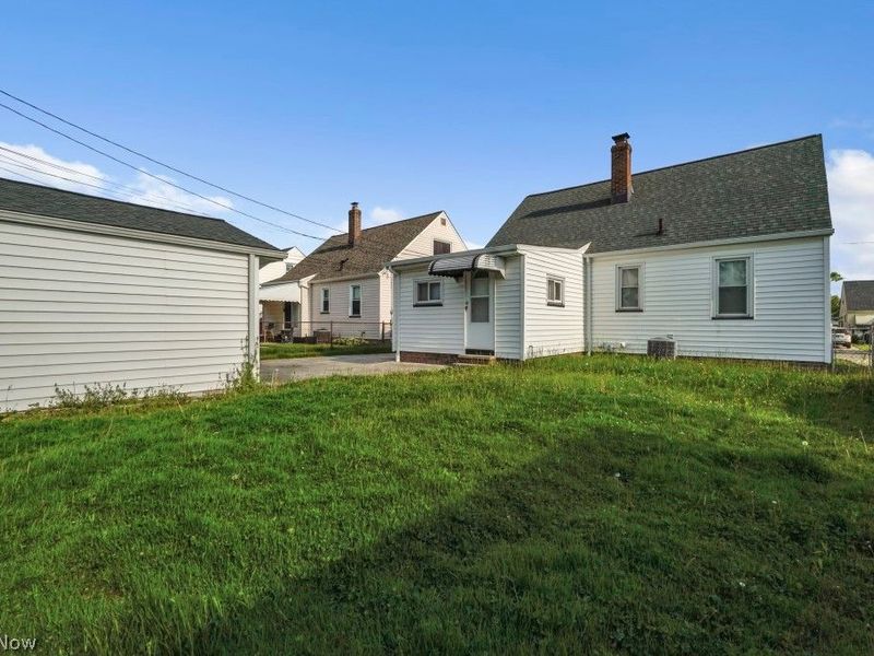 13708 Woodward Boulevard, Garfield Heights, OH 44125 Photo 29