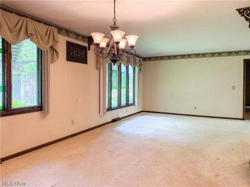 3516 Meadowbrook Drive , Lorain, OH 44053 Photo 10