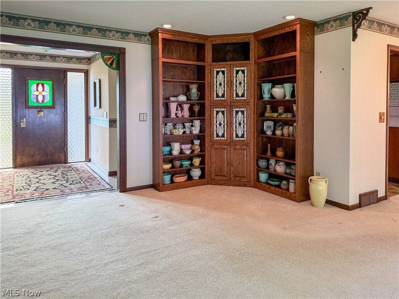 3516 Meadowbrook Drive , Lorain, OH 44053 Photo 12