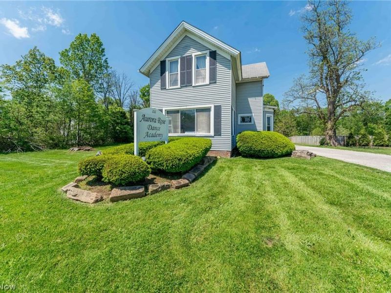 221 E Garfield Road , Aurora, OH 44202 Photo 1