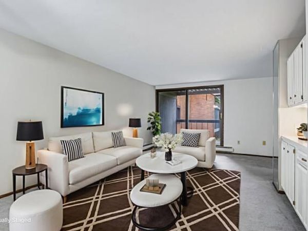 4215 N 100th STREET, Unit 203, Milwaukee, WI 53222