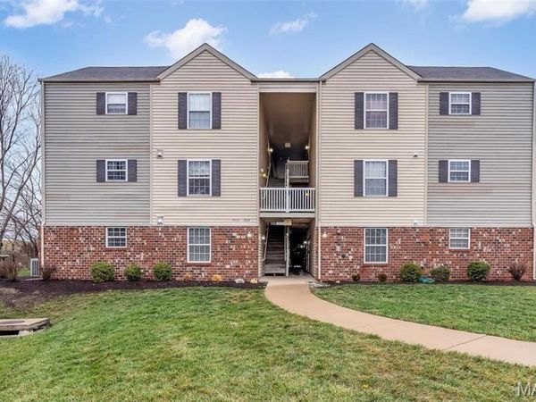 5114 Welsh Drive , Lake St Louis, MO 63367