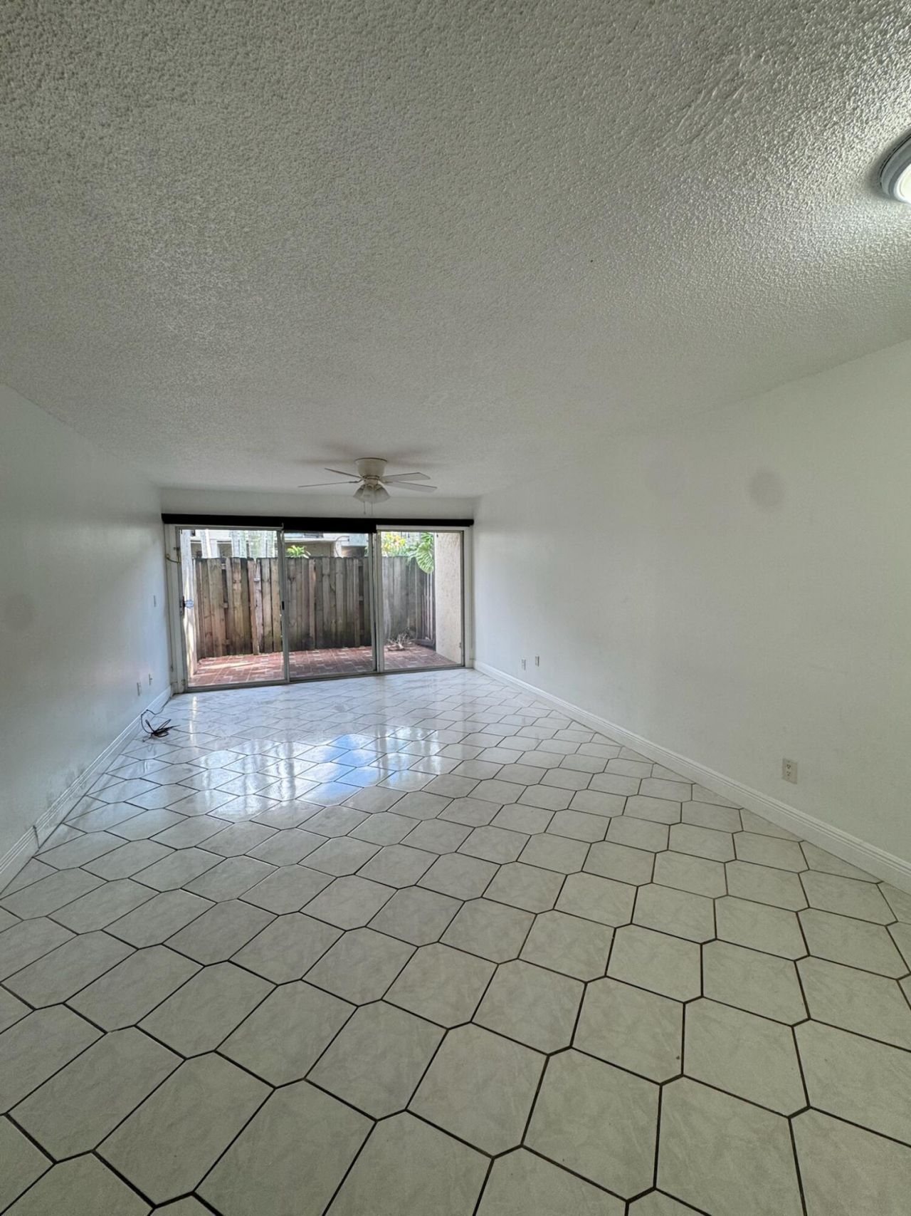 15385 S Dixie Highway, Unit 12, Palmetto Bay, FL 33157 Photo