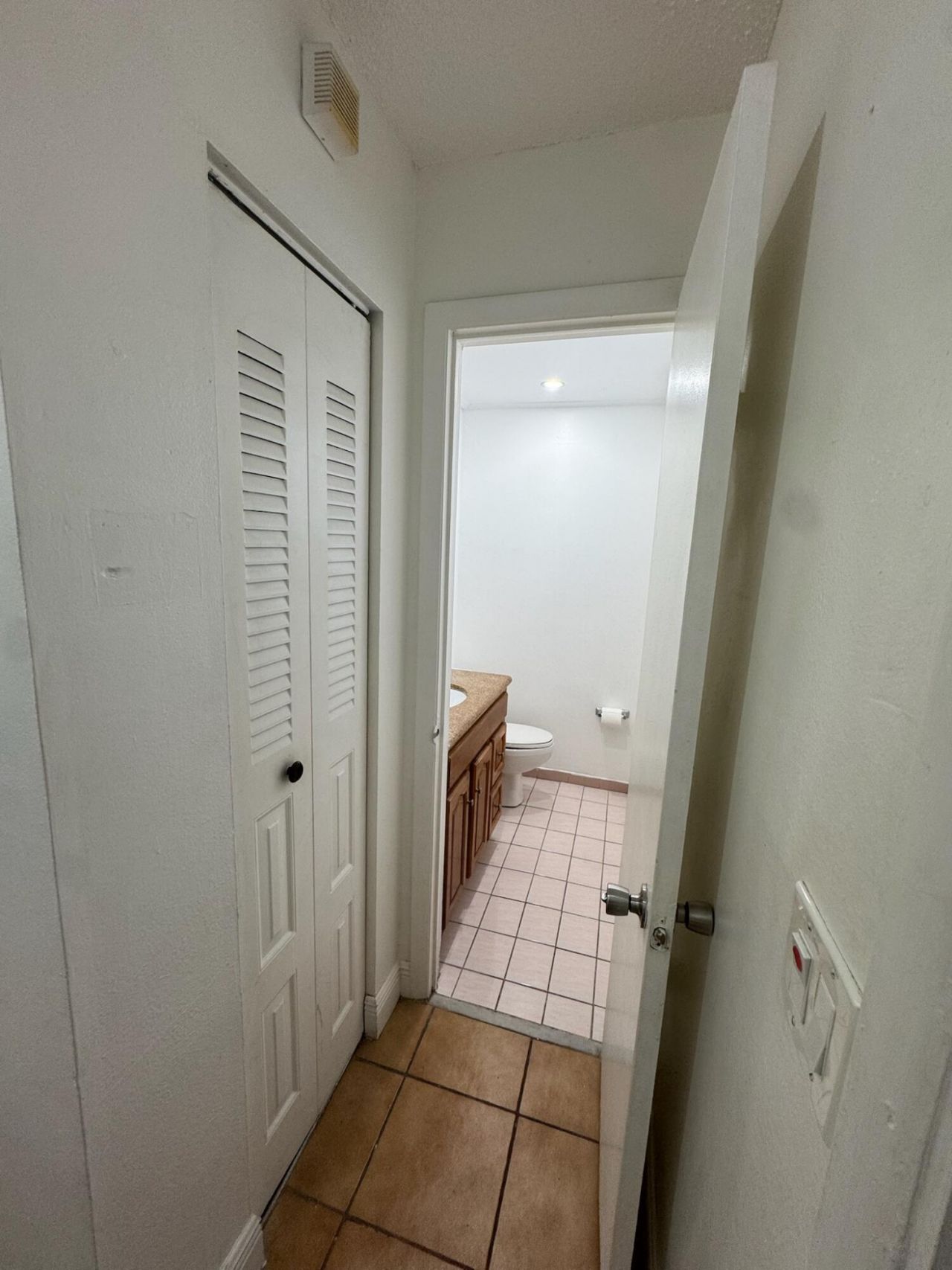 15385 S Dixie Highway, Unit 12, Palmetto Bay, FL 33157 Photo