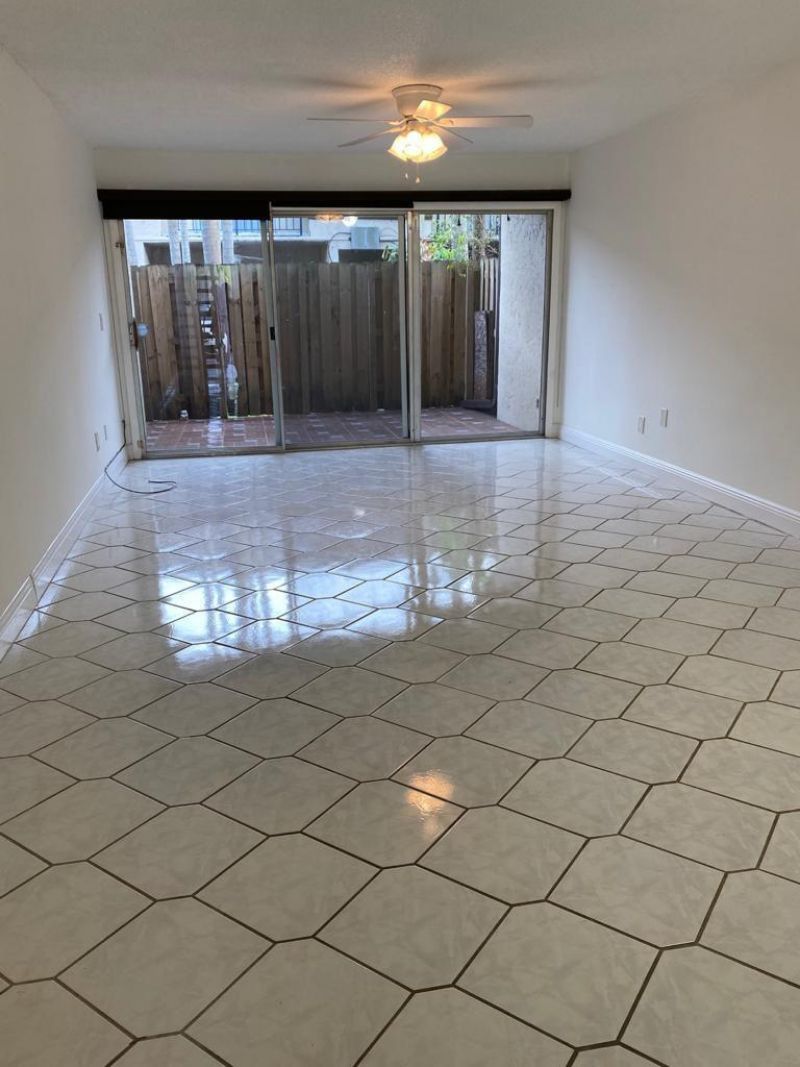 15385 S Dixie Highway, Unit 12, Palmetto Bay, FL 33157 Photo