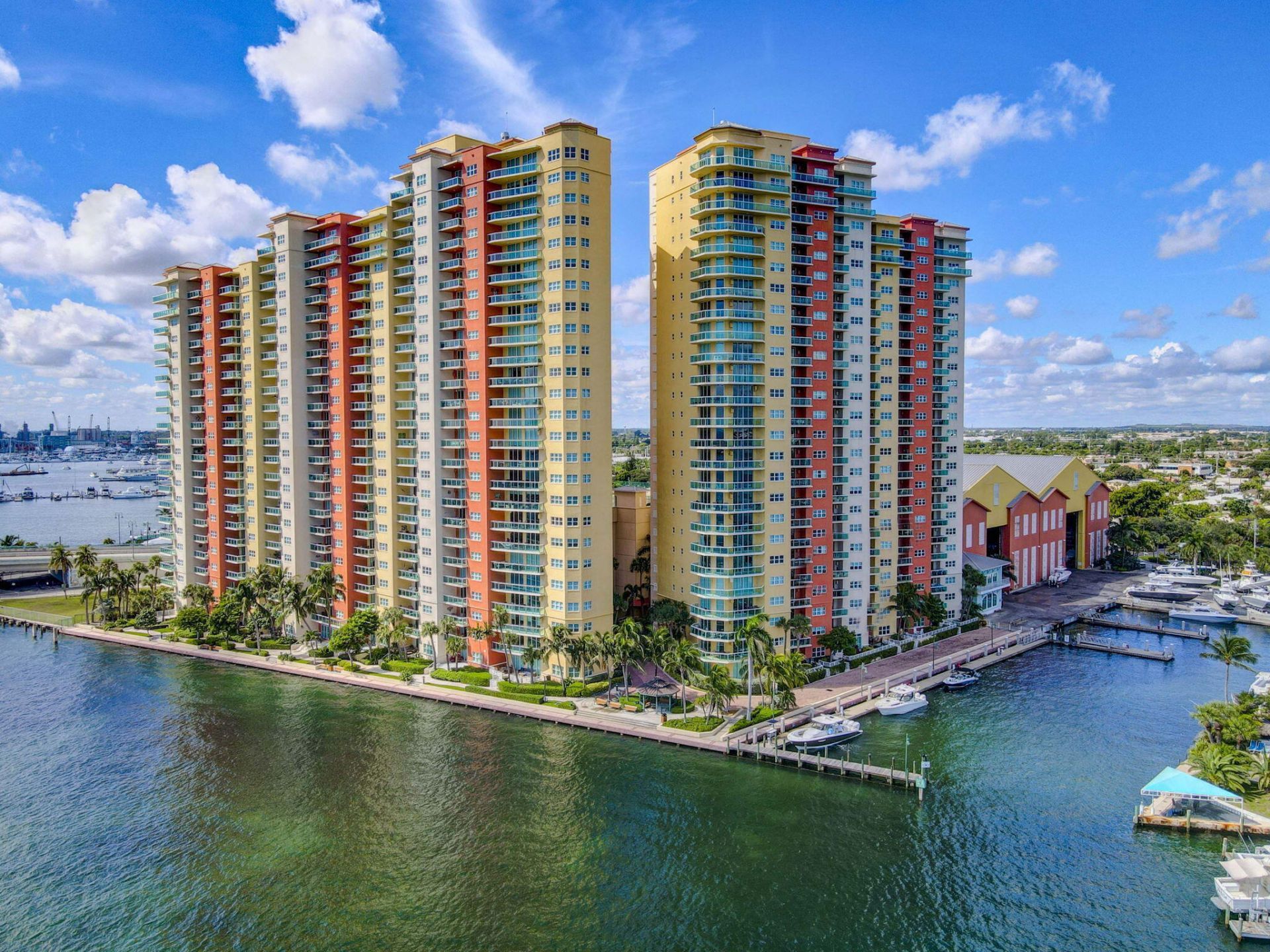 2640 Lake Shore Drive, Unit 1716, Riviera Beach, FL 33404 Photo