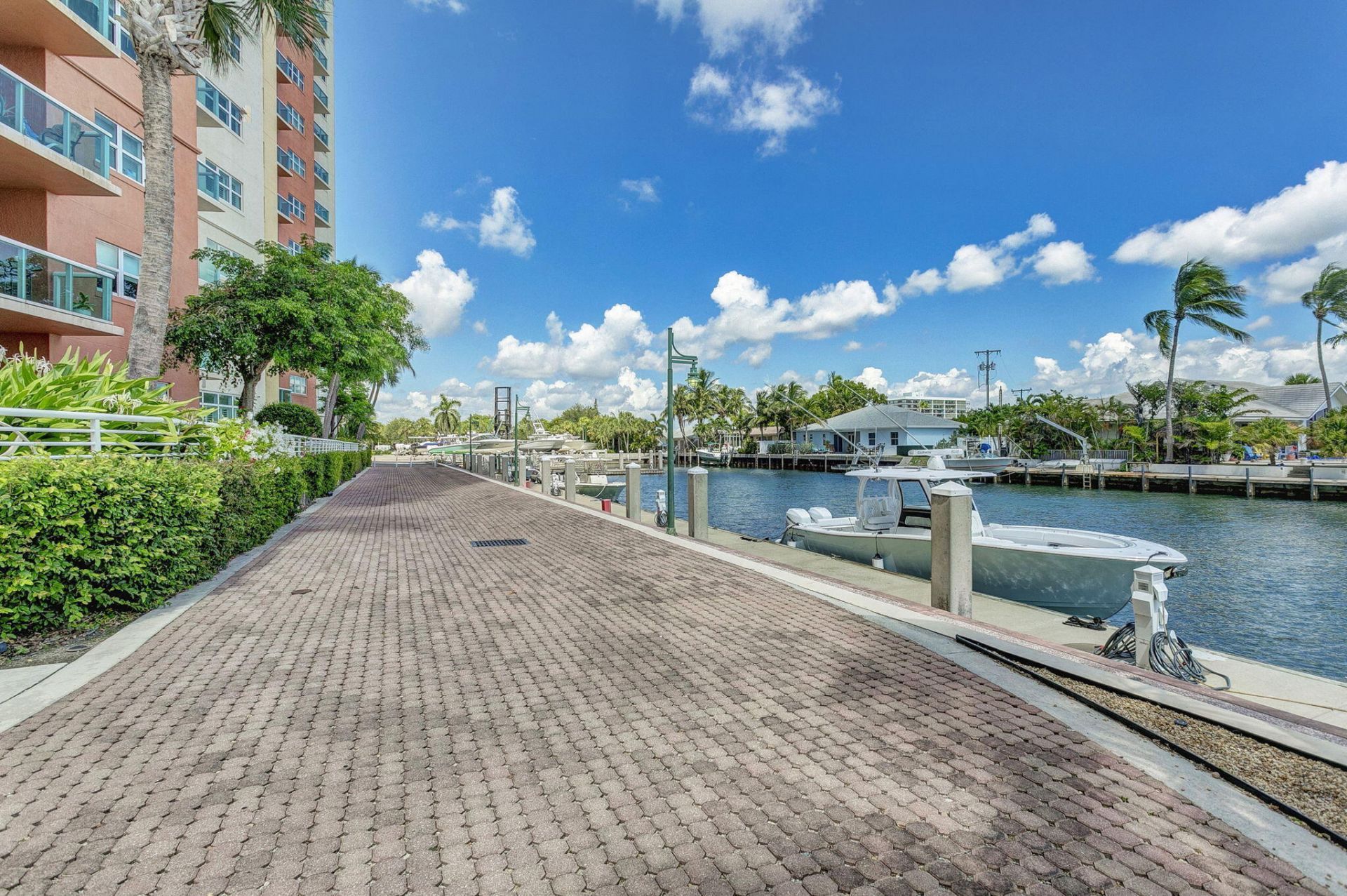 2640 Lake Shore Drive, Unit 1716, Riviera Beach, FL 33404 Photo
