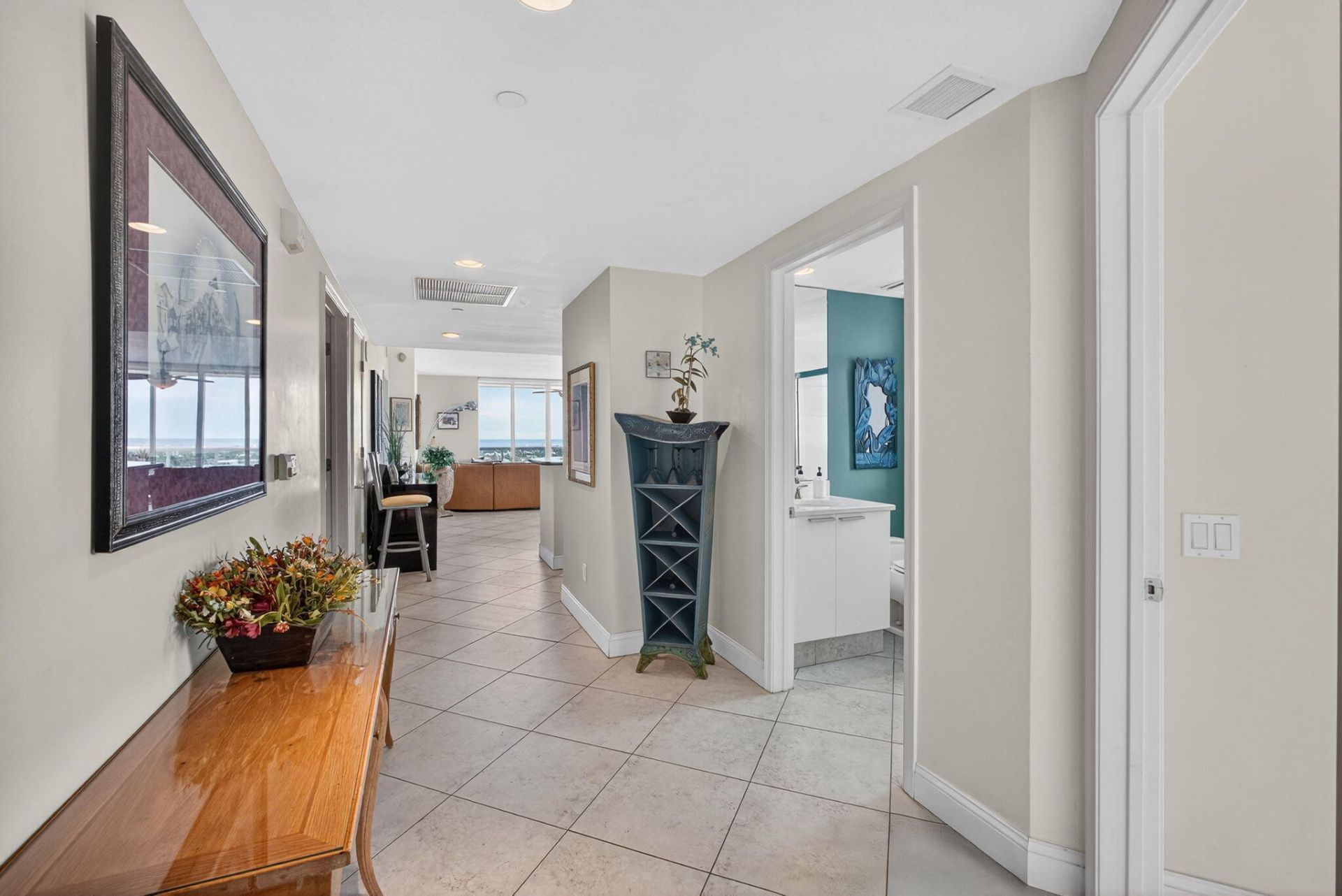 2640 Lake Shore Drive, Unit 1716, Riviera Beach, FL 33404 Photo