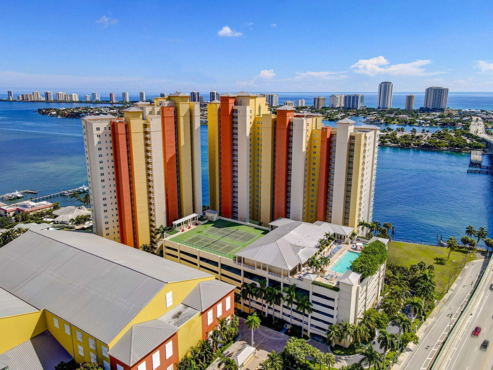 2640 Lake Shore Drive, Unit 1716, Riviera Beach, FL 33404 Photo