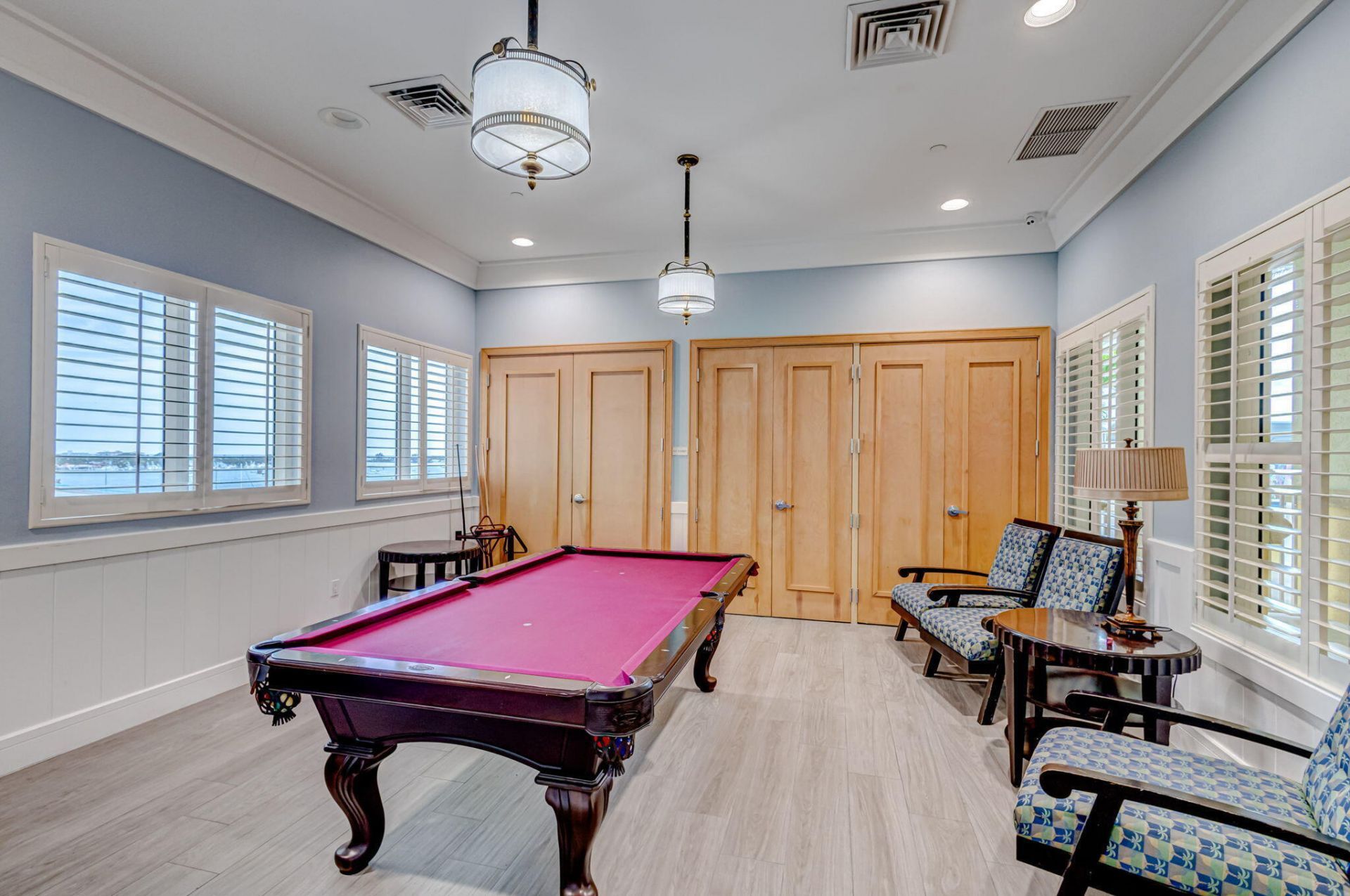 2640 Lake Shore Drive, Unit 1716, Riviera Beach, FL 33404 Photo