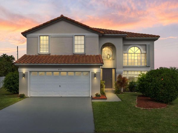 8593 Windy Circle, Boynton Beach, FL 33472
