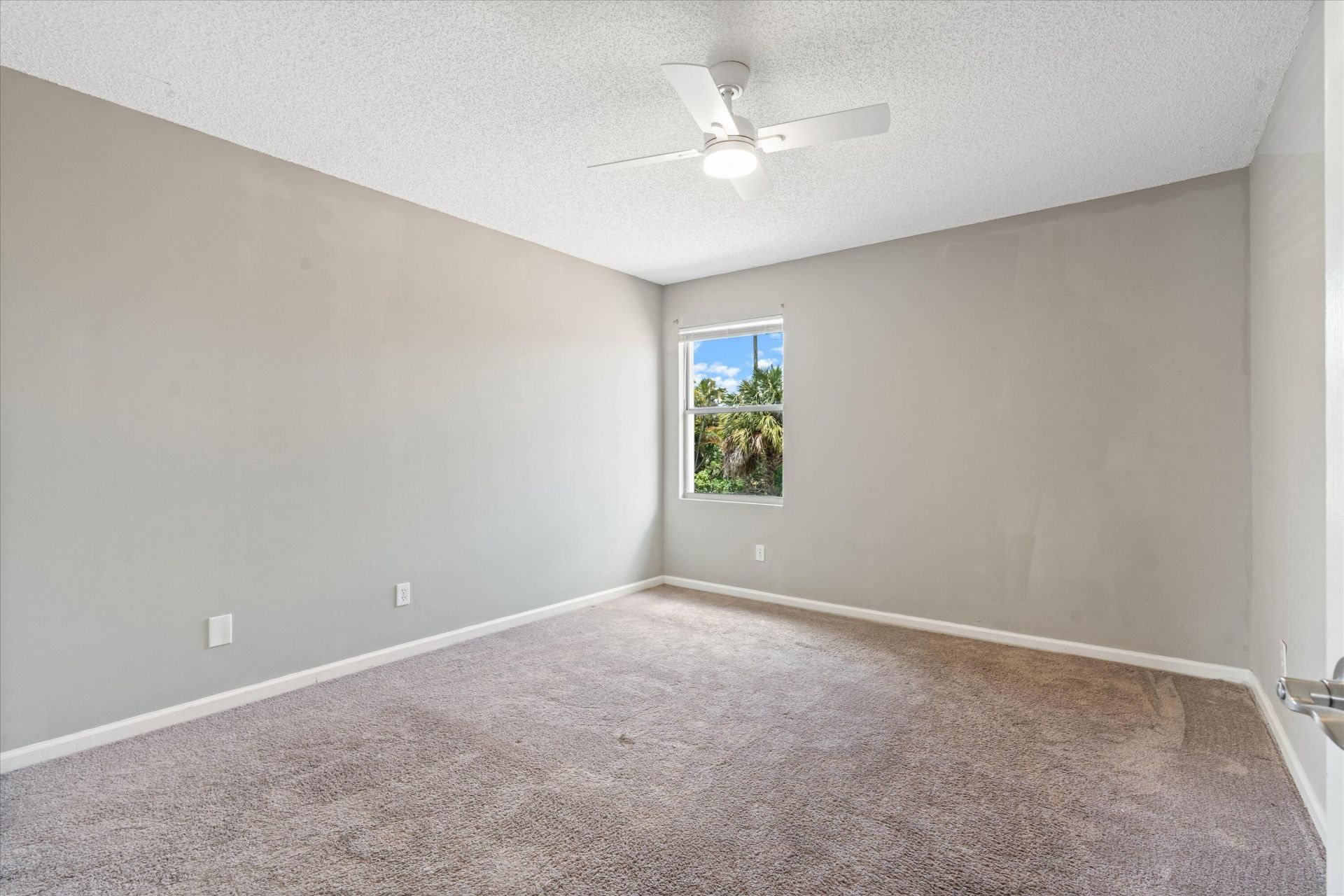 8593 Windy Circle, Boynton Beach, FL 33472 Photo