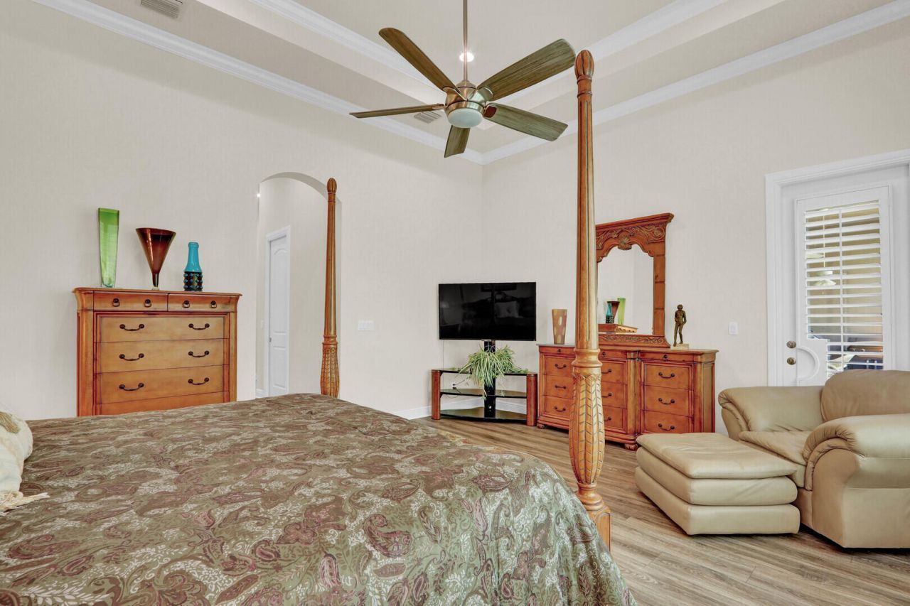 1042 NE Savanna Oaks Way, Jensen Beach, FL 34957 Photo