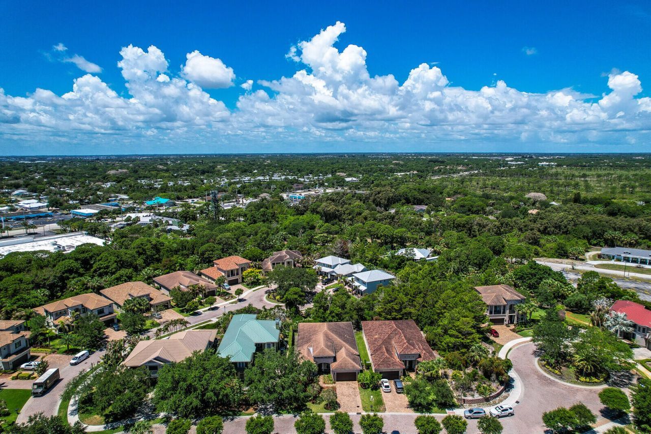 1042 NE Savanna Oaks Way, Jensen Beach, FL 34957 Photo