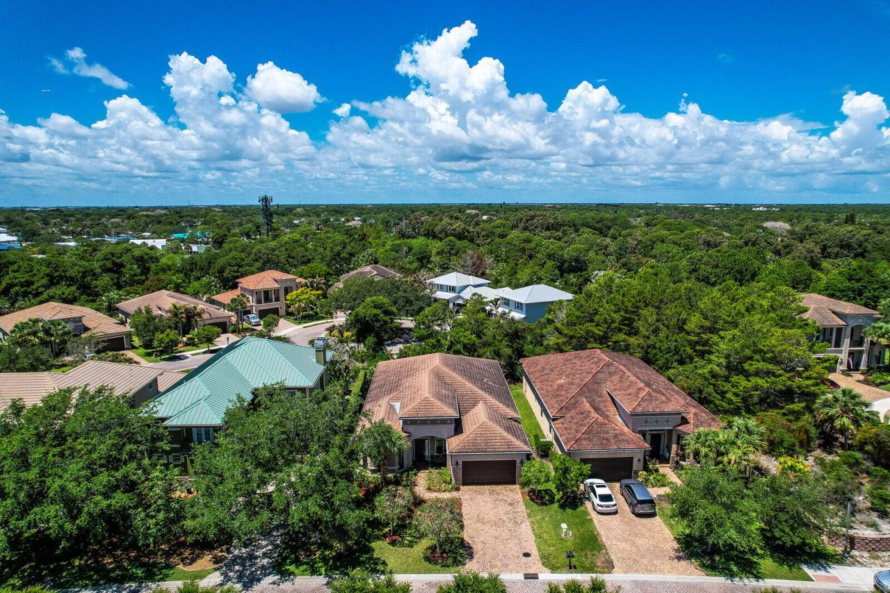 1042 NE Savanna Oaks Way, Jensen Beach, FL 34957 Photo
