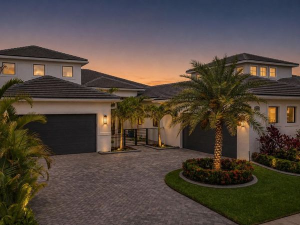 8596 SW Felicita Way, Port St. Lucie, FL 34987