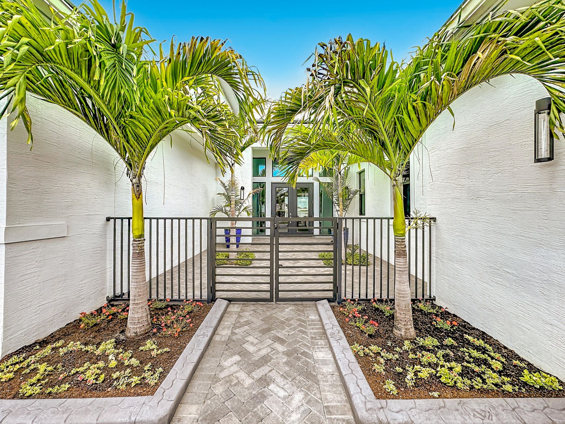 8596 SW Felicita Way, Port Saint Lucie, FL 34987 Photo