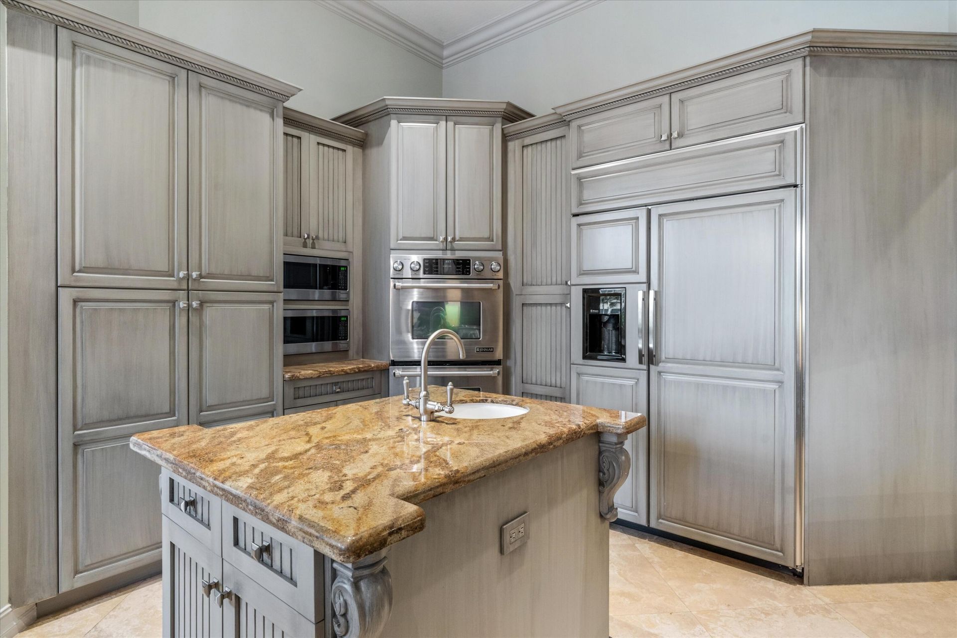 670 Carrot Wood Terrace, Plantation, FL 33324 Photo