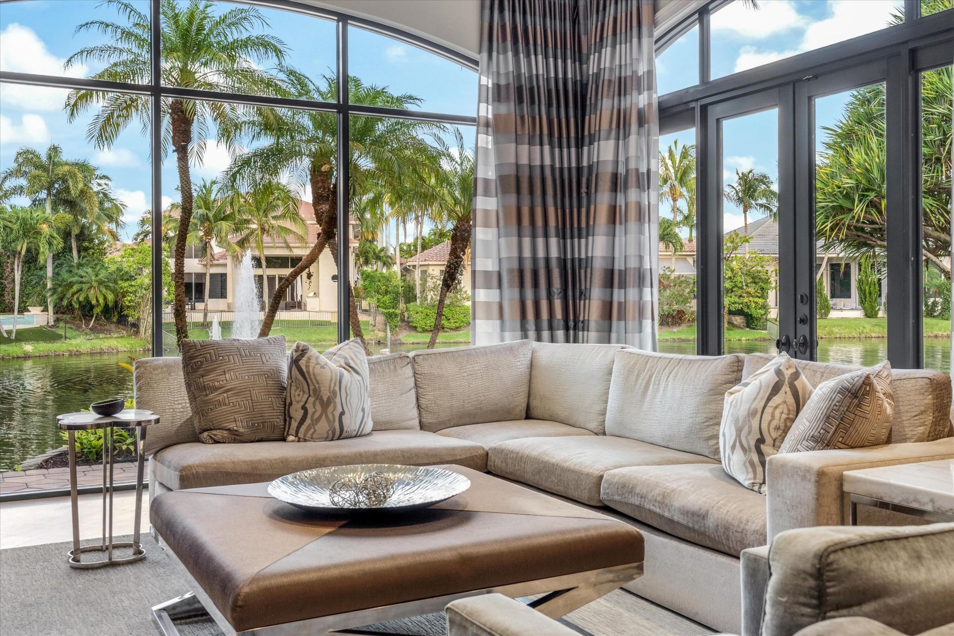 670 Carrot Wood Terrace, Plantation, FL 33324 Photo
