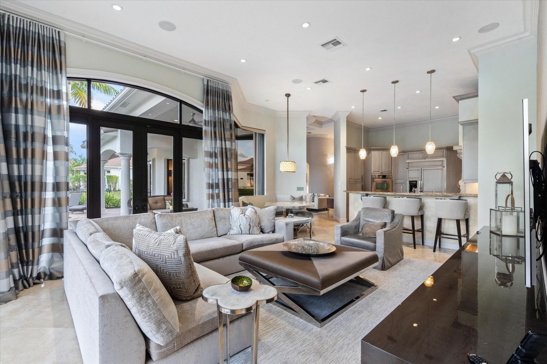 670 Carrot Wood Terrace, Plantation, FL 33324 Photo