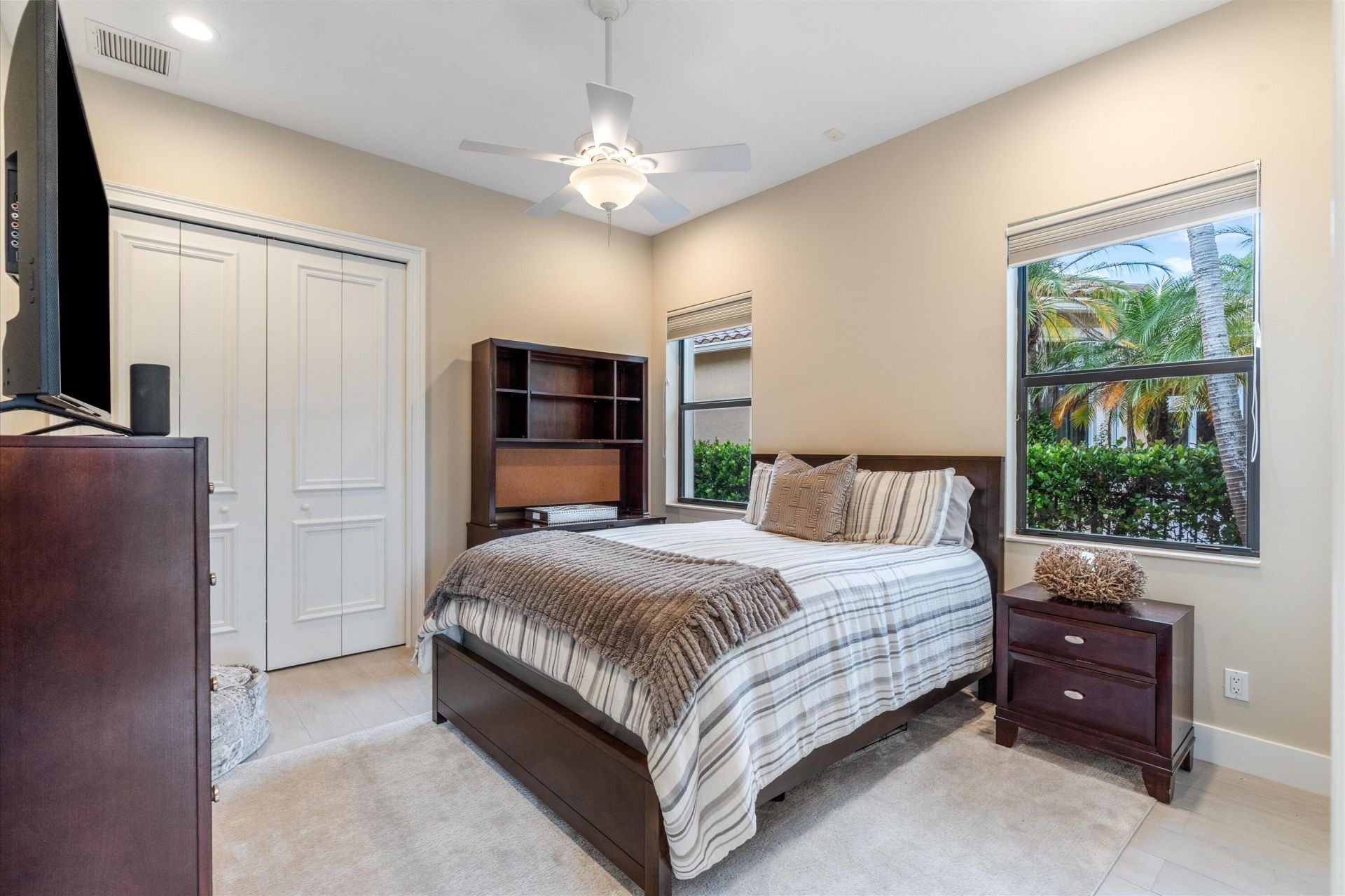 670 Carrot Wood Terrace, Plantation, FL 33324 Photo