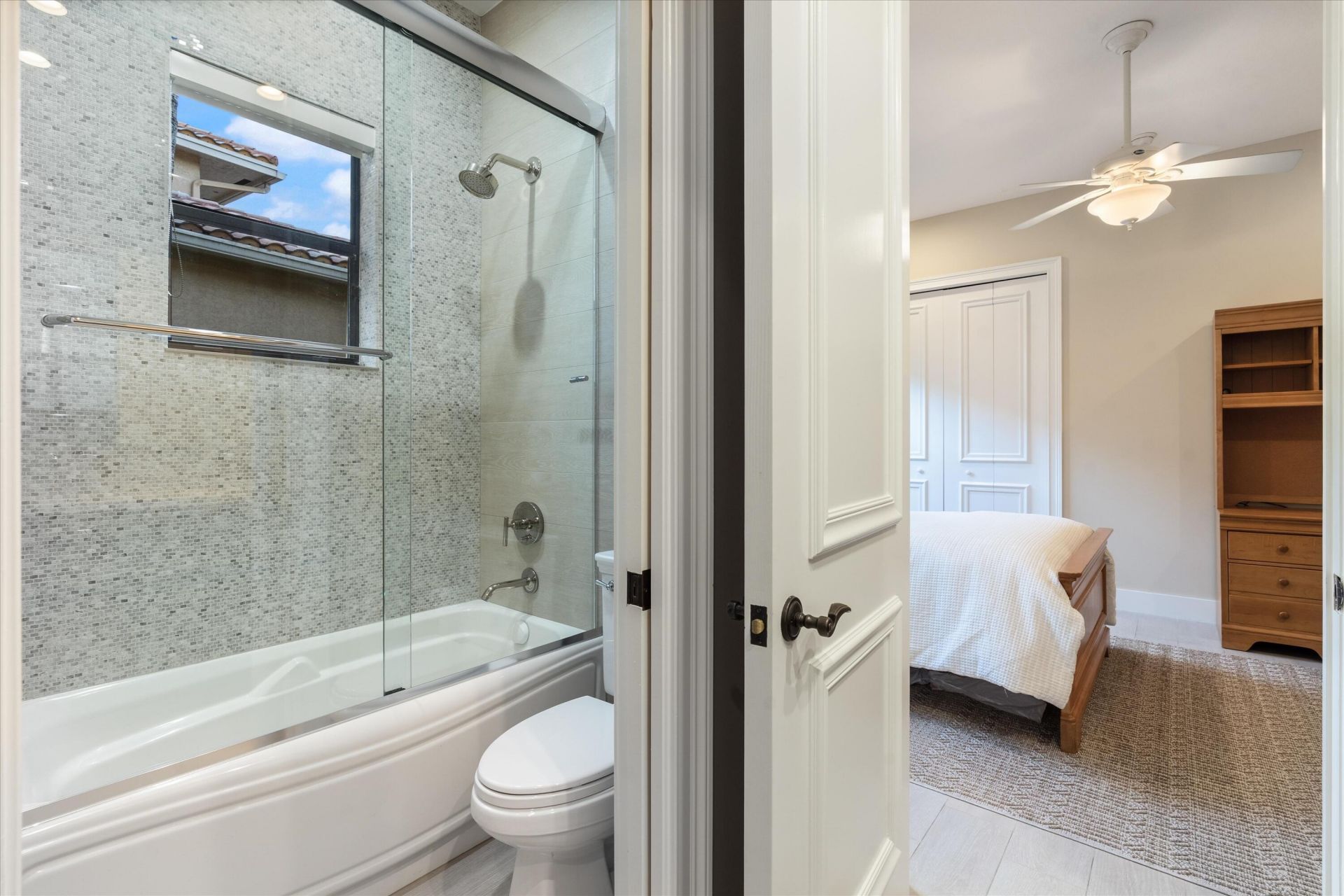 670 Carrot Wood Terrace, Plantation, FL 33324 Photo
